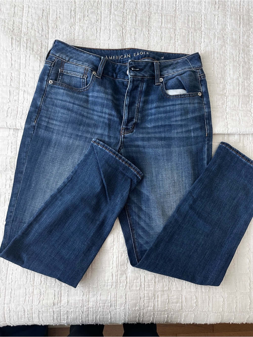 American Eagle Outfitters Women’s Dark Wash Straight Jeans